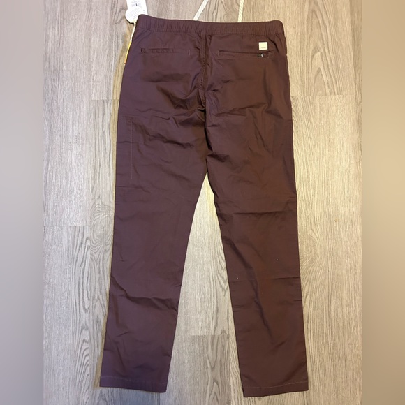 NWT Vuori Ripstop Dura Terra Climbing / Hiking Pant - Chestnut - Size M - Picture 7 of 11